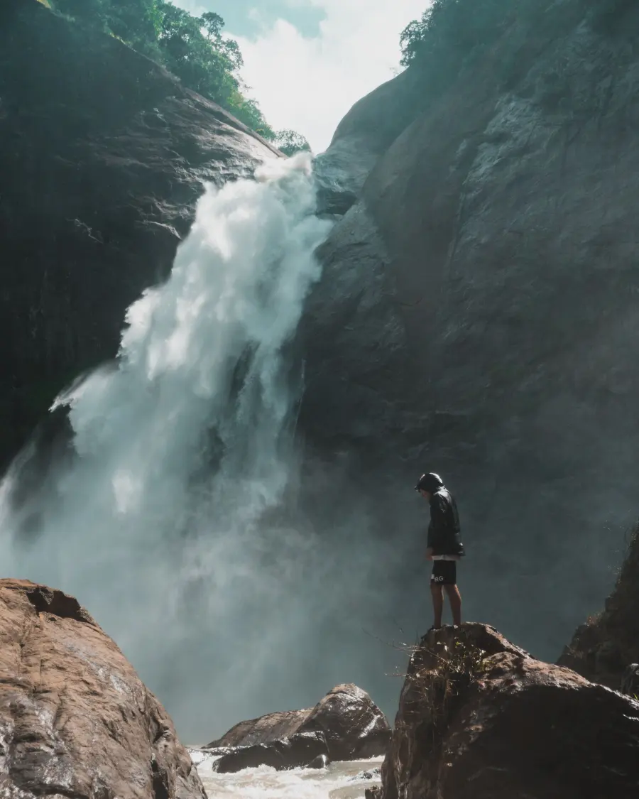 Dunhinda Falls