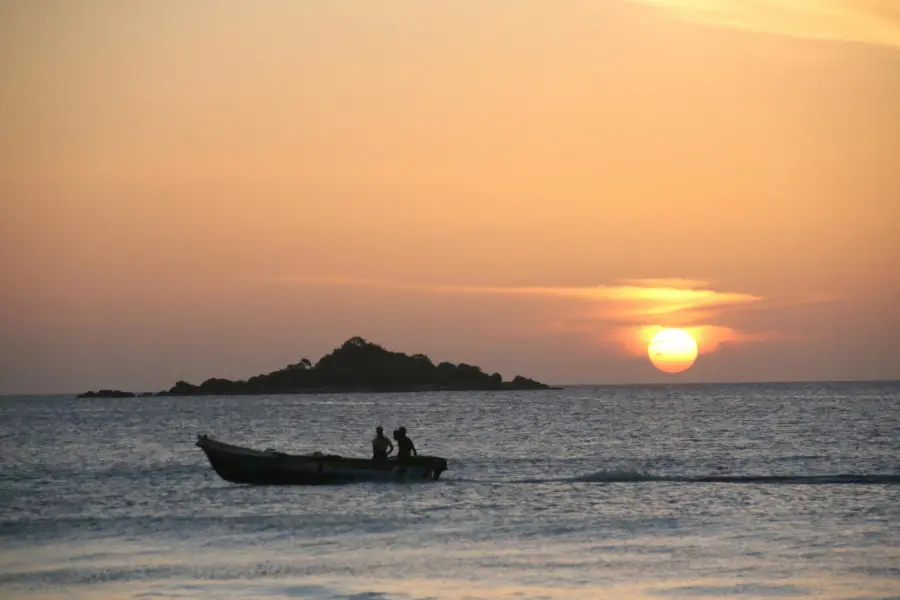 Sinharaja | Rathnapura | Galle — Adventure and a wild life tour